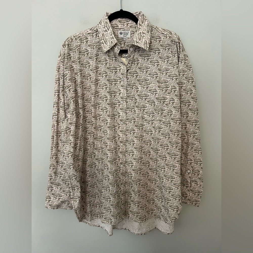 NWT Holly Shae Design Button Down Blouse